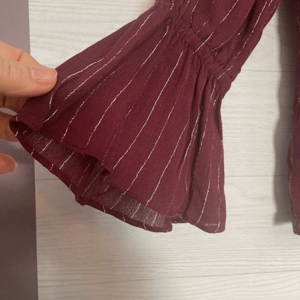Vintage Juicy Couture Y2K Burgundy Ruffle Sleeve Sparkle Top Size M - Picture 4 of 7
